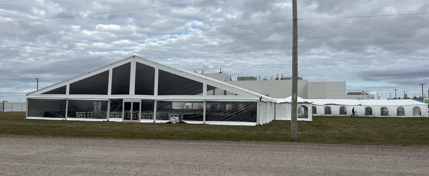 25M (82' Wide)  Clear Gable Ends, Walls, Door Filler